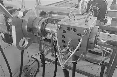 聚碳酸酯泵聚碳酸酯計(jì)量泵聚碳酸酯熔體泵